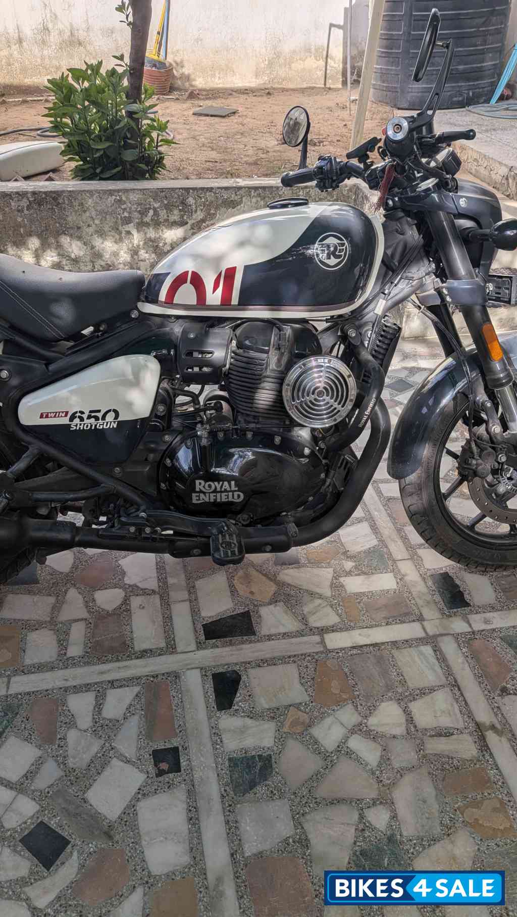 Royal Enfield Shotgun 650