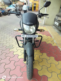 Black Honda Shine 125
