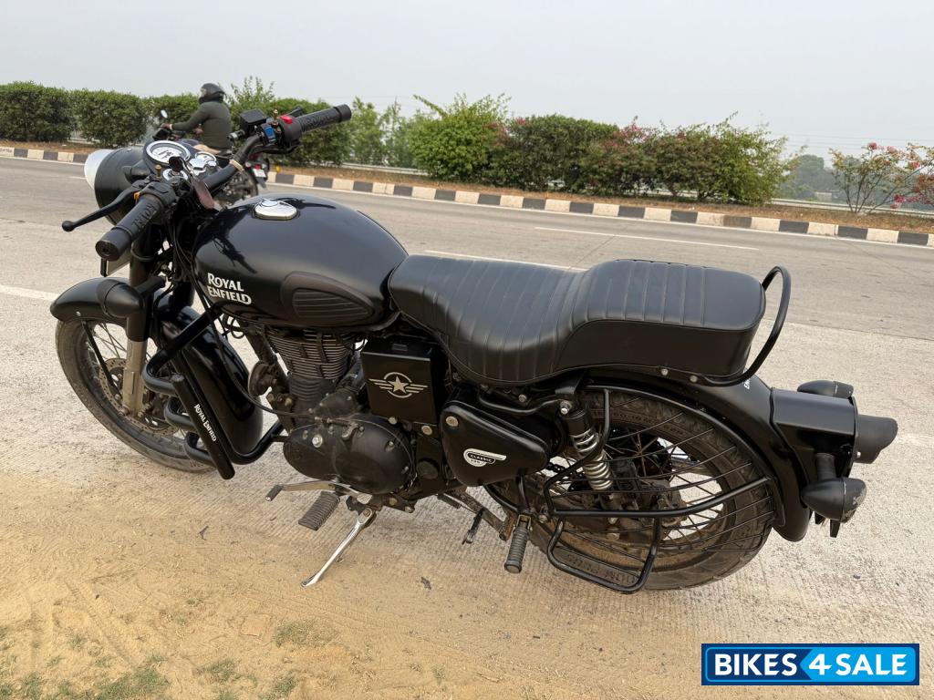 Royal Enfield Classic 500