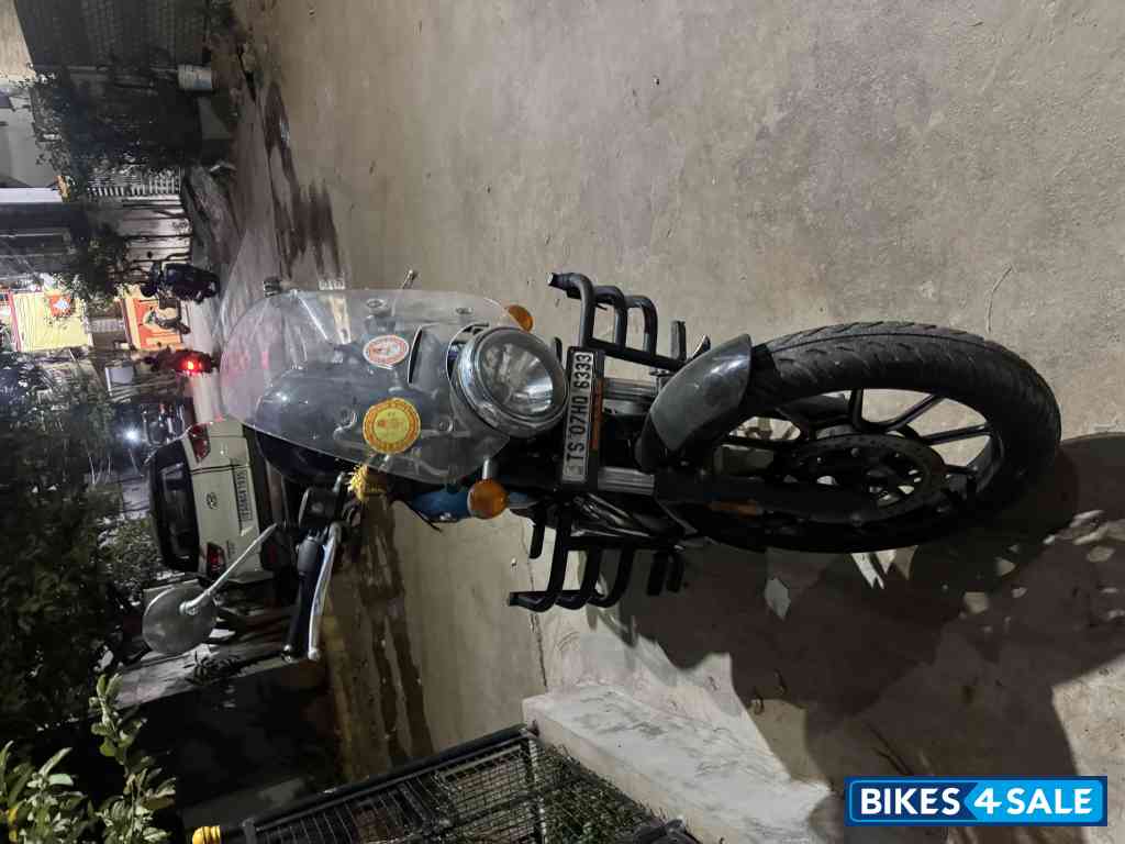 Royal Enfield Meteor 350 Supernova