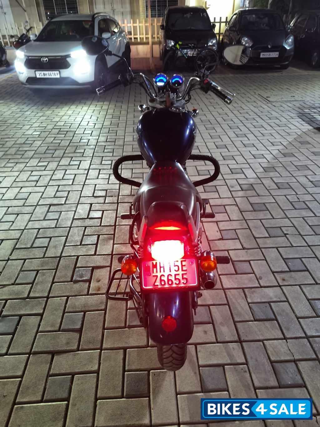 Marine Royal Enfield Thunderbird 350