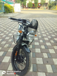 White Royal Enfield Continental GT 650 Twin