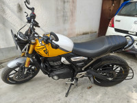 Triumph Speed 400 2025