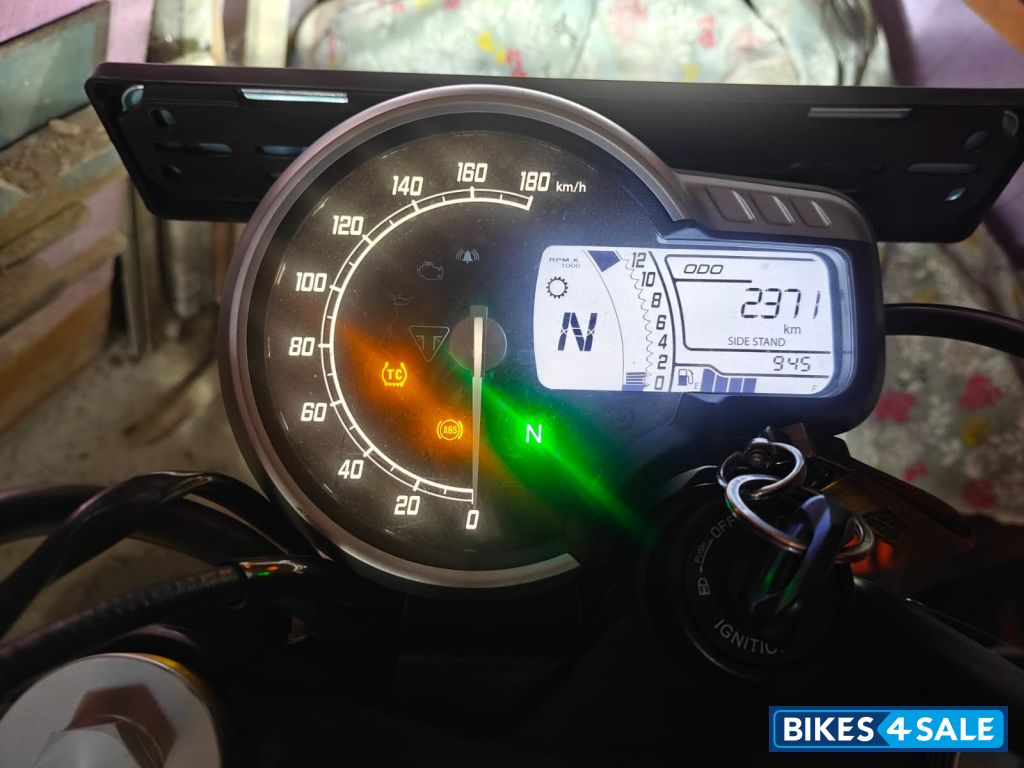 Triumph Speed 400 2025