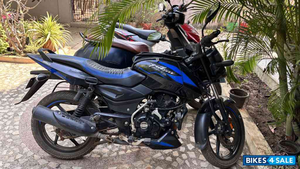 Bajaj Pulsar 150 BS6