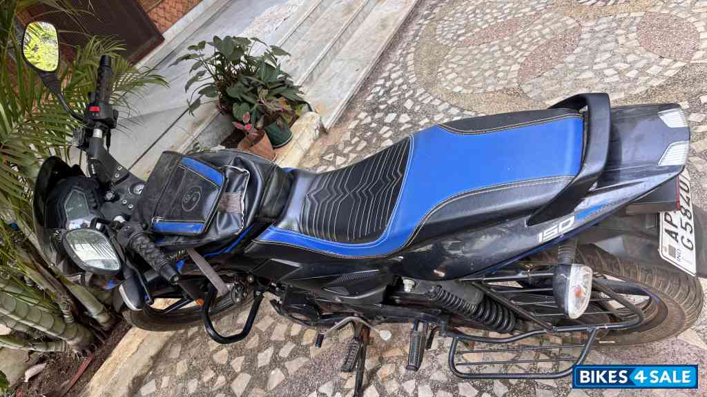 Bajaj Pulsar 150 BS6