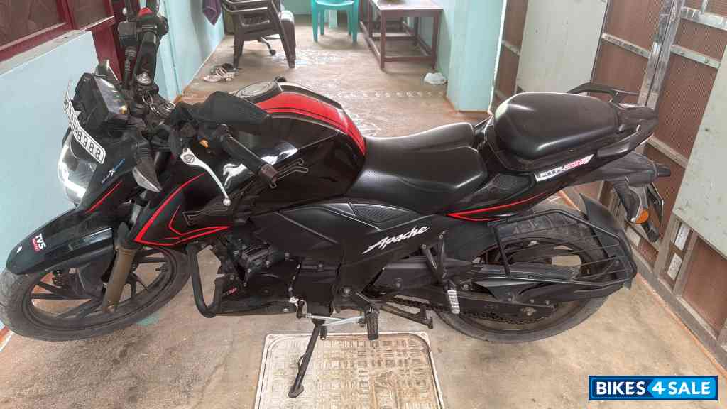 TVS Apache RTR 200 4V 2022