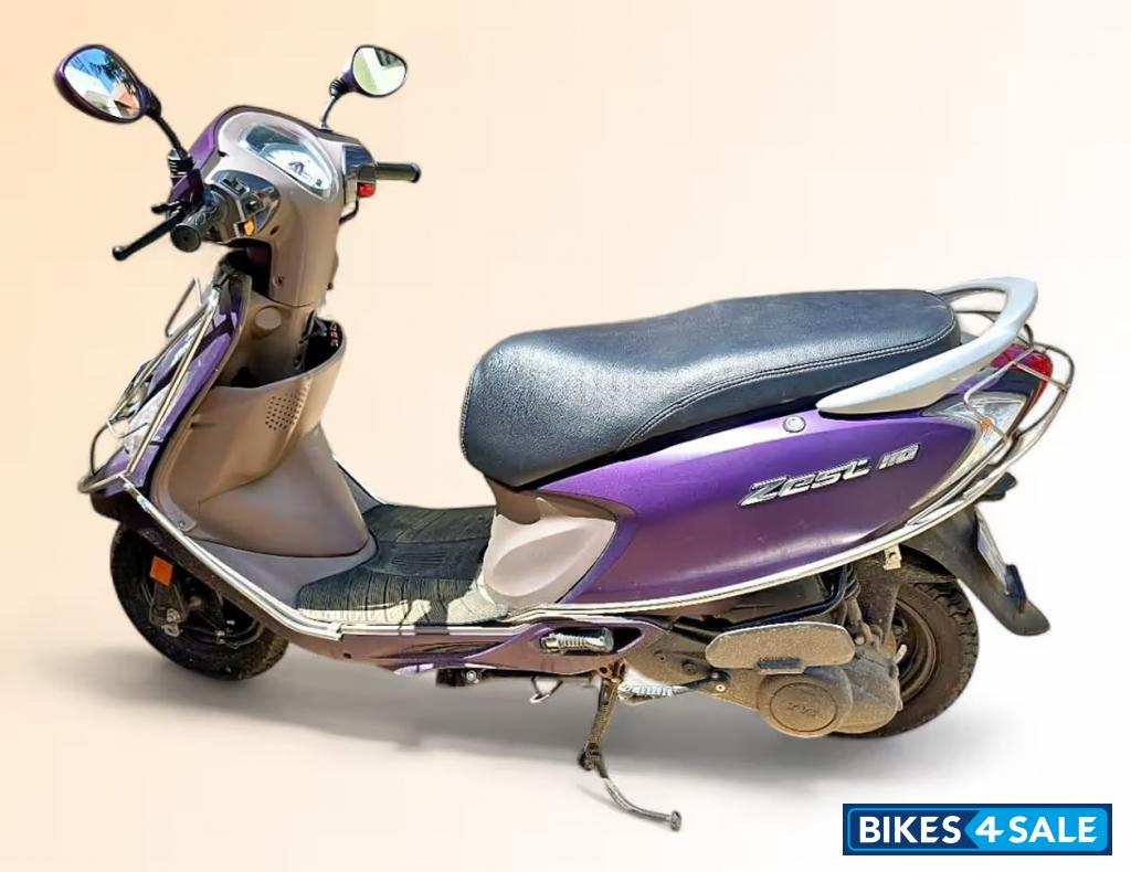 TVS Zest 110 Gloss Series