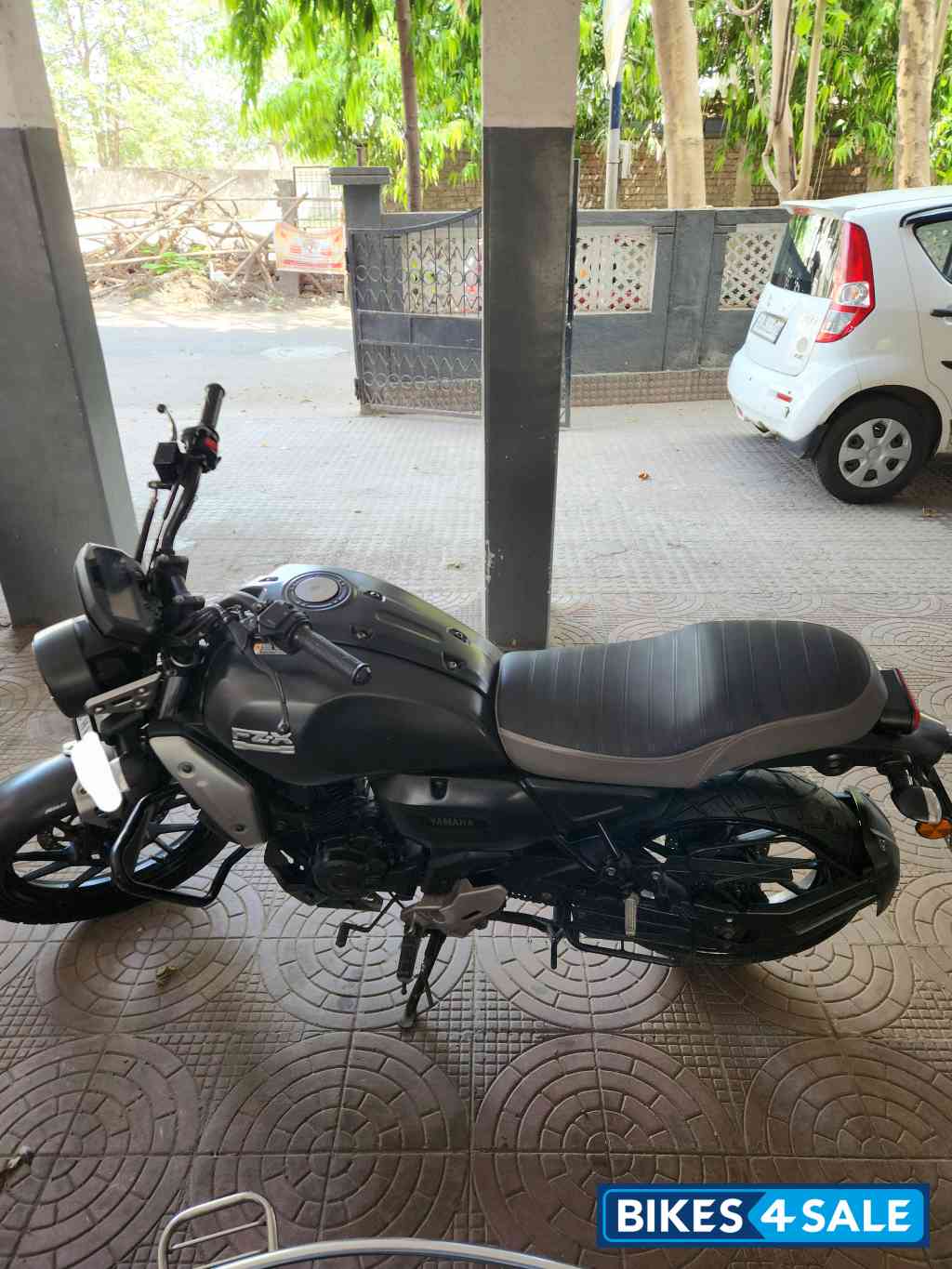 Matte Black Yamaha FZ-X