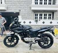 Bajaj Pulsar 220 DTSi