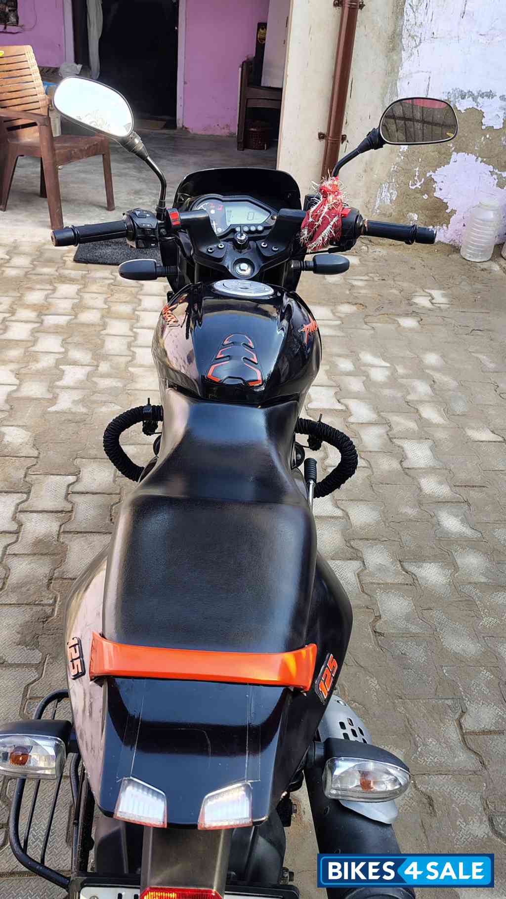 Bajaj Pulsar 125