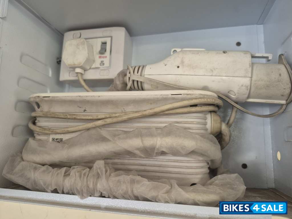 Silver Ola S1 Silver Ola S1