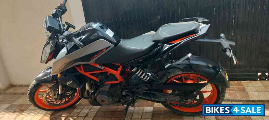 KTM Duke 390