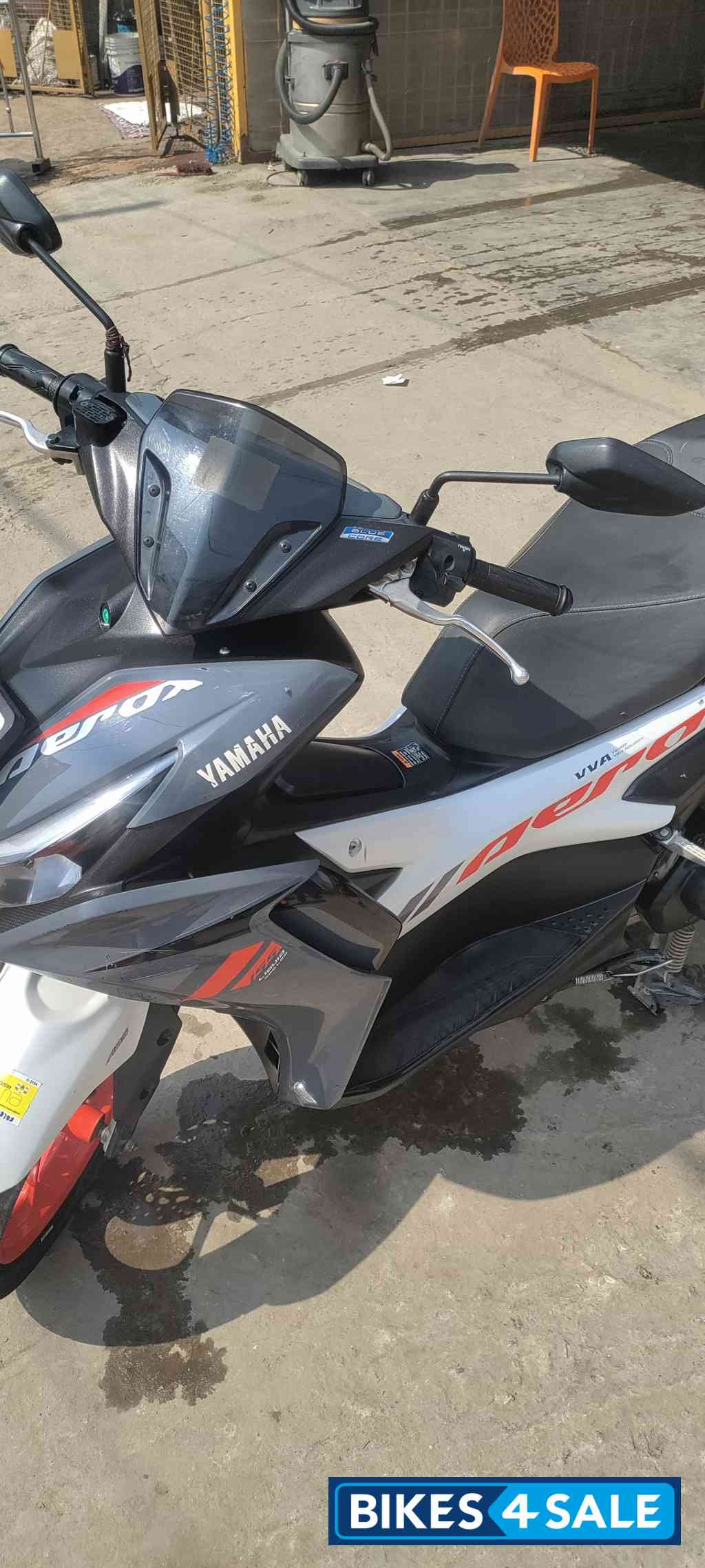 White Yamaha Aerox 155