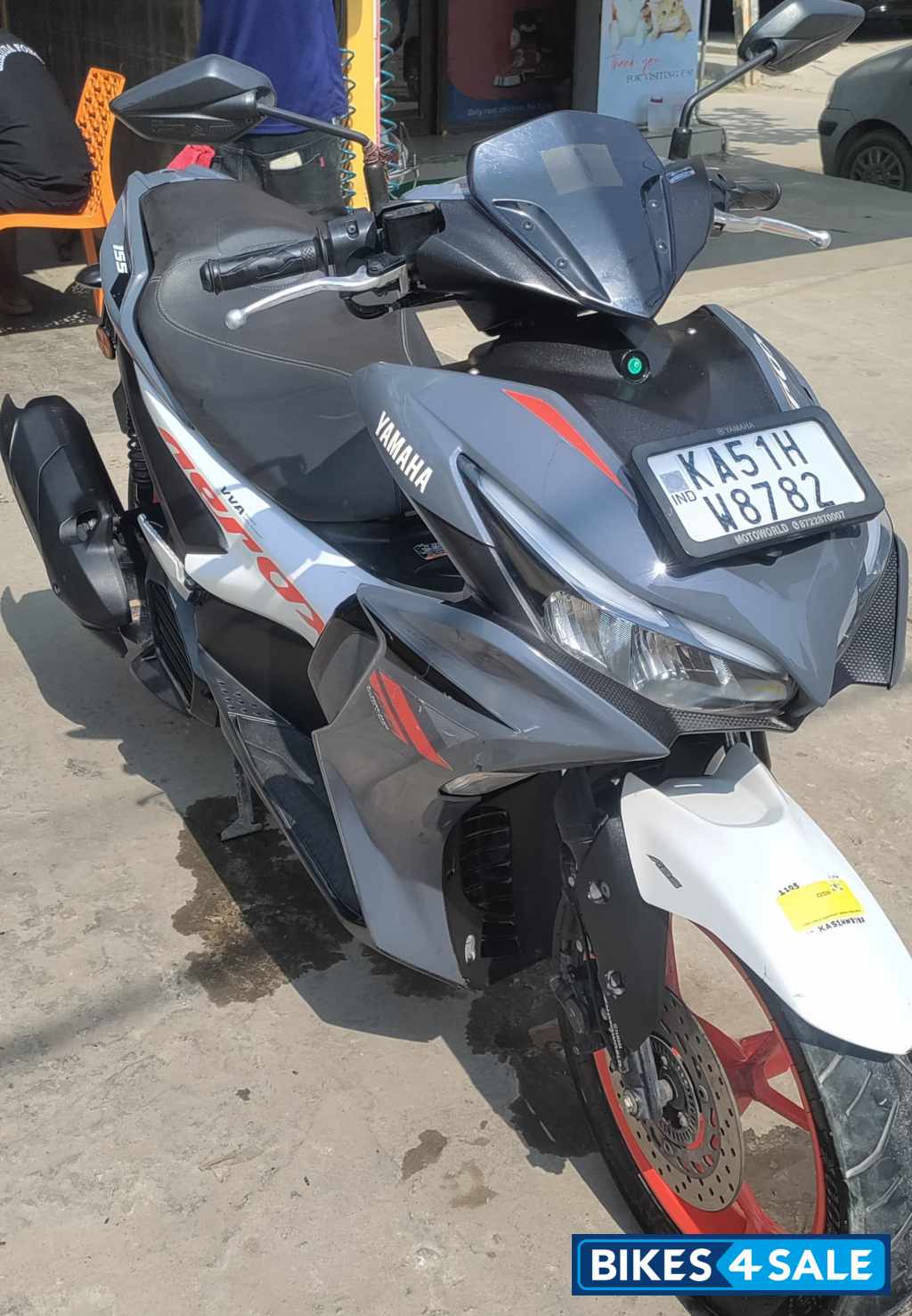 White Yamaha Aerox 155