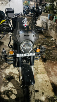 Royal Enfield Classic Stealth Black 2022 Model