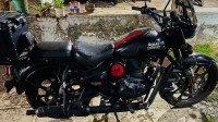 Royal Enfield Classic Stealth Black