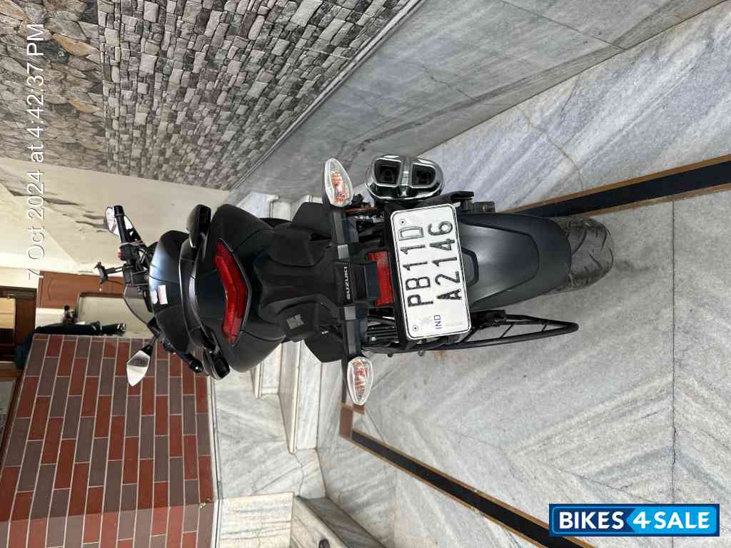 Matt Black Suzuki Gixxer SF 250 BS6