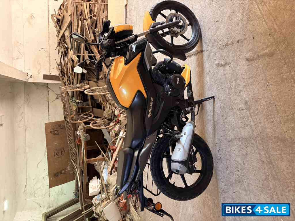 TVS Raider Split Seat TVS Raider Split Seat