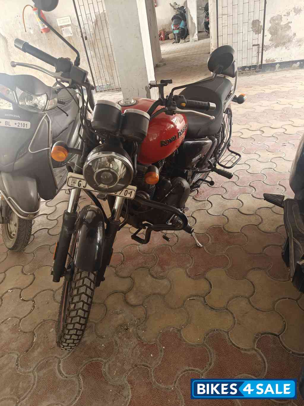 Royal Enfield Thunderbird X 350