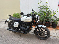 White Jawa 42 Dual Channel ABS Sirius White