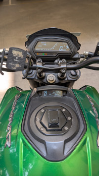 Green Bajaj Dominar 400