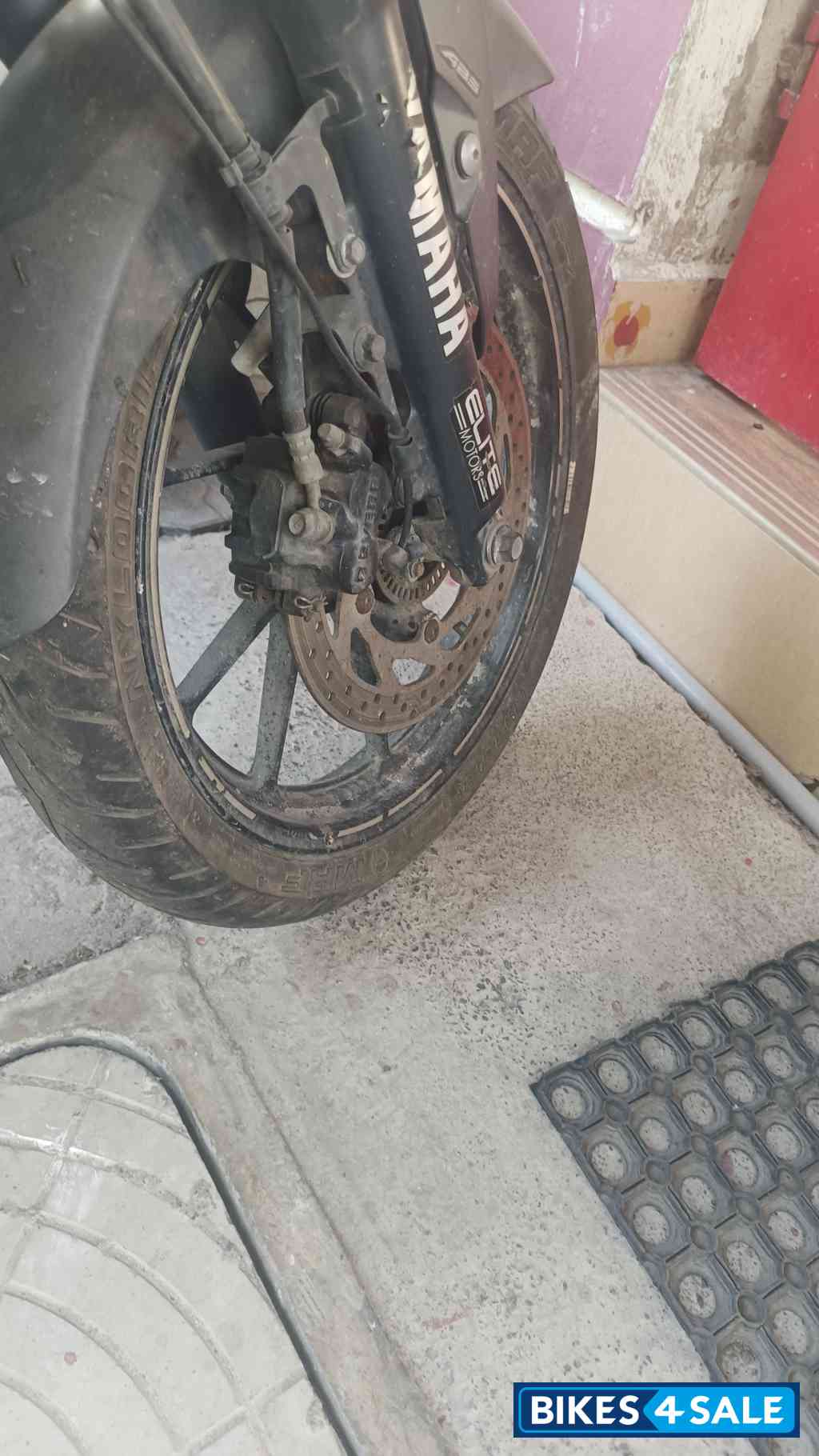 Blue Yamaha FZ-S FI V3