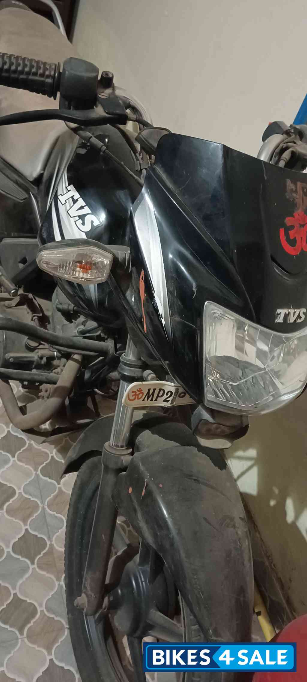 Black TVS Star City Plus