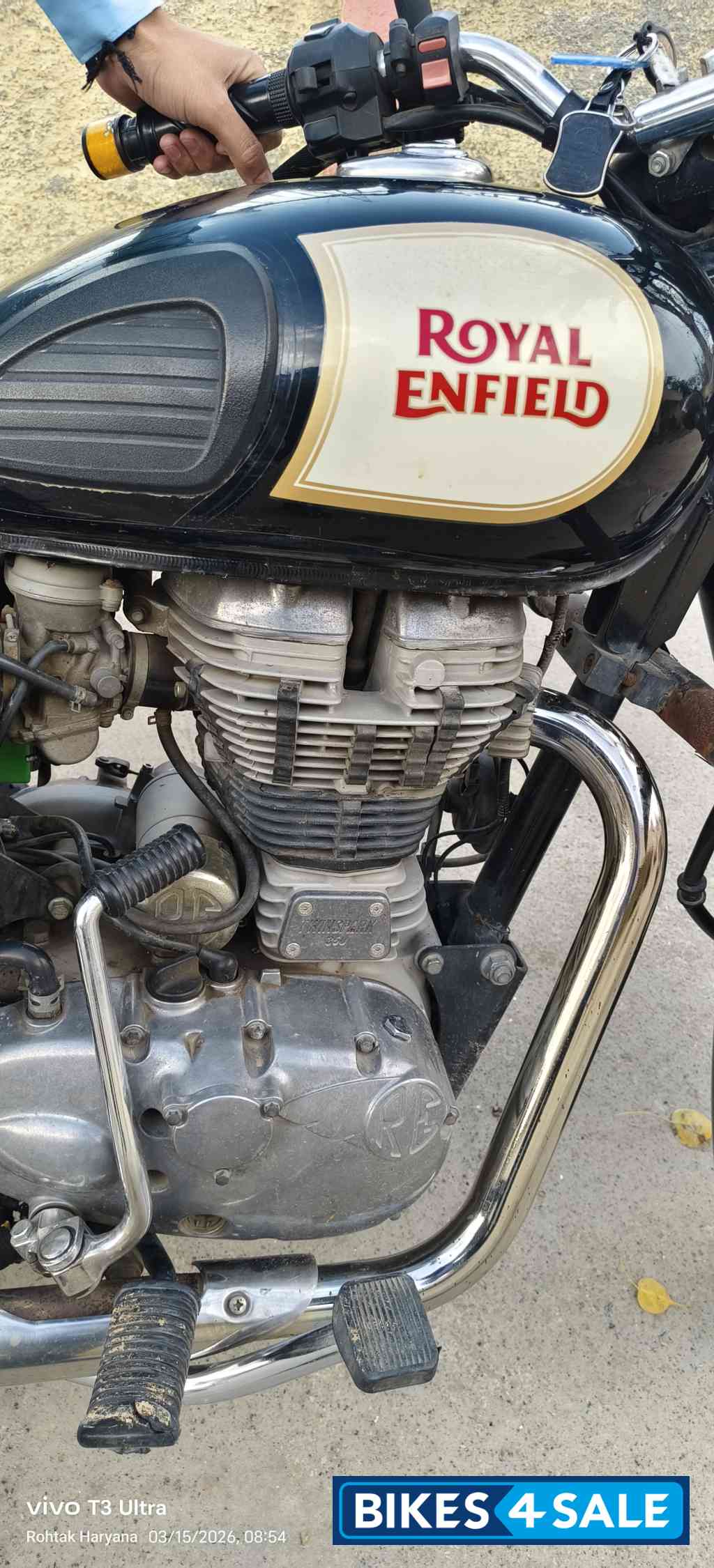 Black Royal Enfield Classic 350