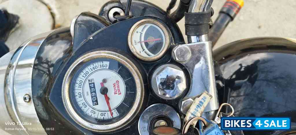 Black Royal Enfield Classic 350