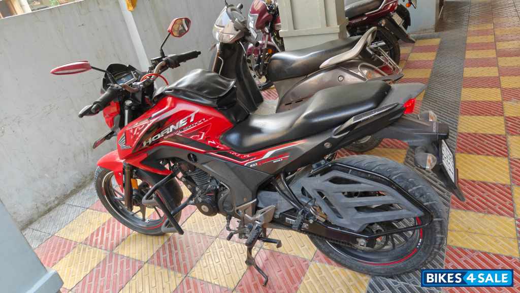 Honda CB Hornet 160R Honda CB Hornet 160R