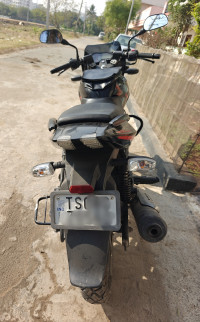 Black And Red Bajaj Pulsar 150 Twin Disc