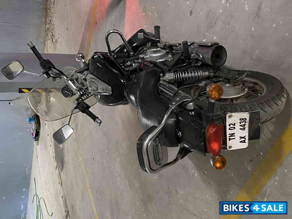 Bajaj Avenger Cruise 220