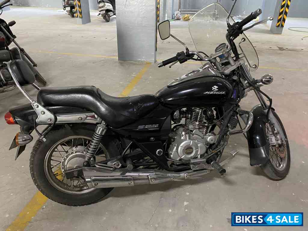 Bajaj Avenger Cruise 220