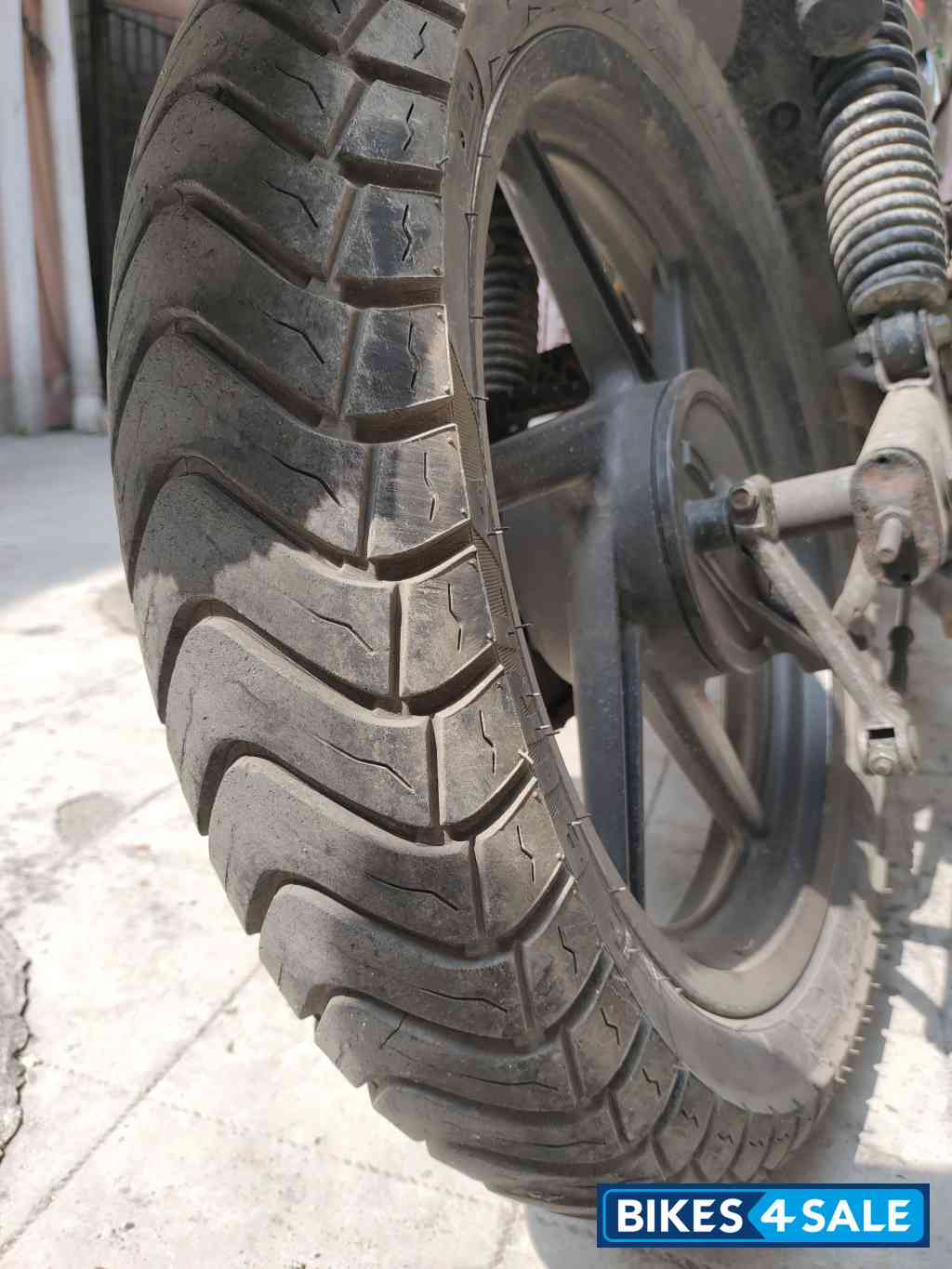 Black Bajaj Pulsar 180 Black Bajaj Pulsar 180