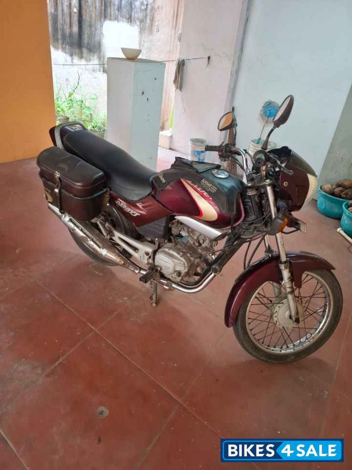 Maroon Yamaha Libero