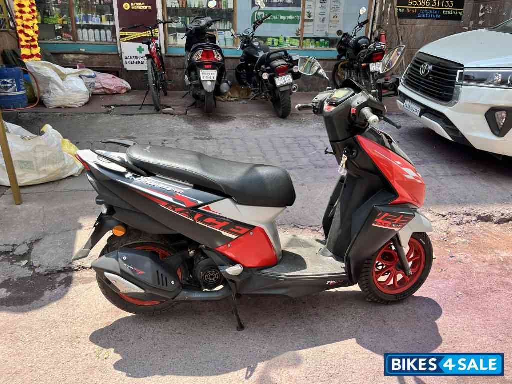 Red/black/grey TVS NTORQ 125 Race XP Red/black/grey TVS NTORQ 125 Race XP