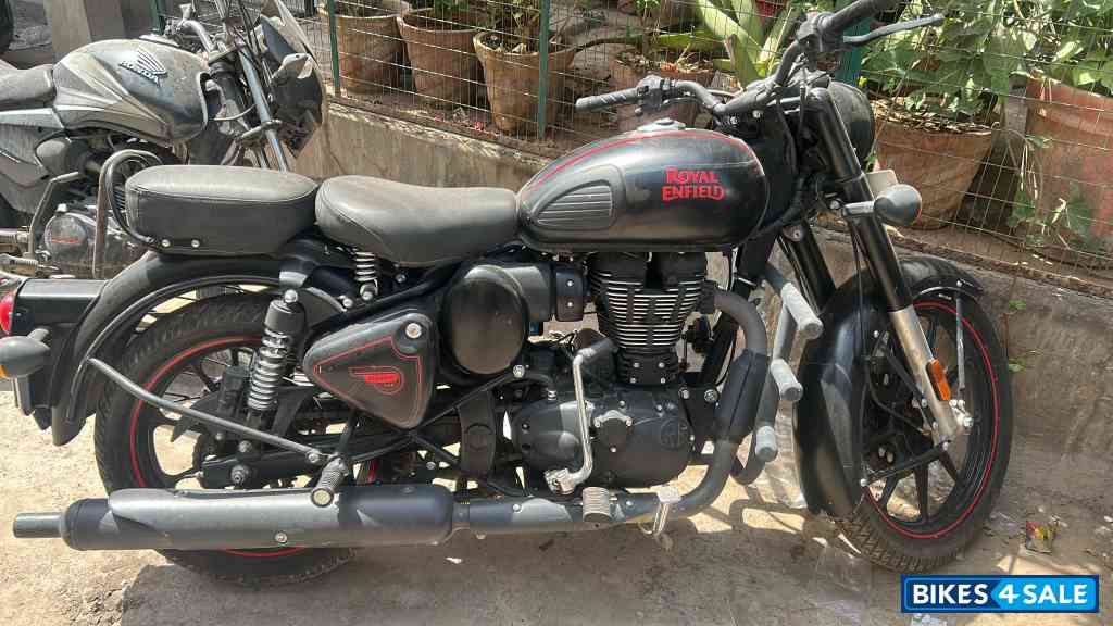 Royal Enfield Classic 350 Royal Enfield Classic 350