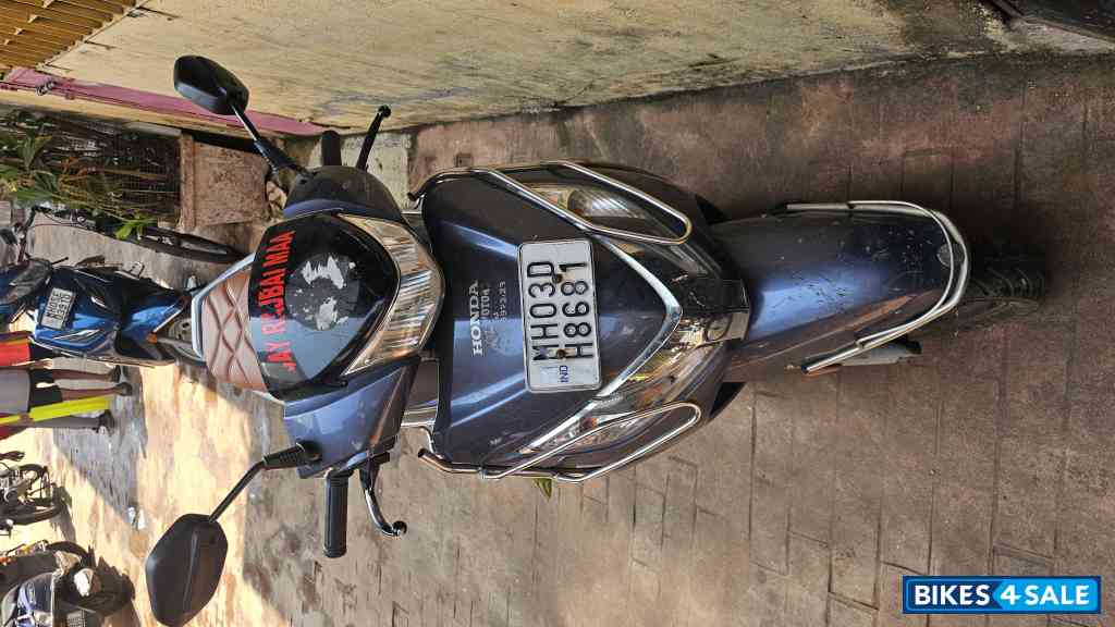 Blue Matalic Honda Activa 125