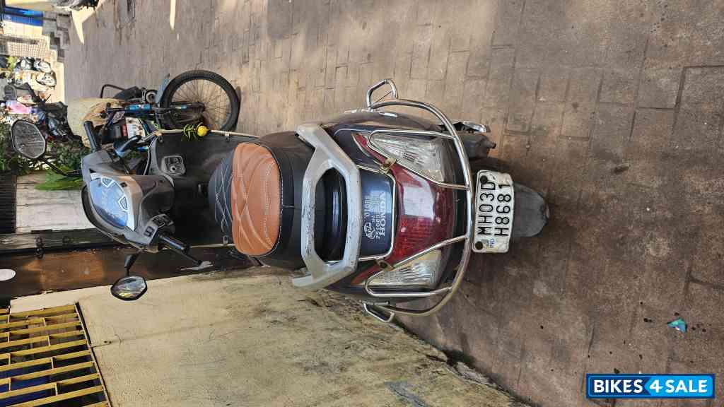 Blue Matalic Honda Activa 125