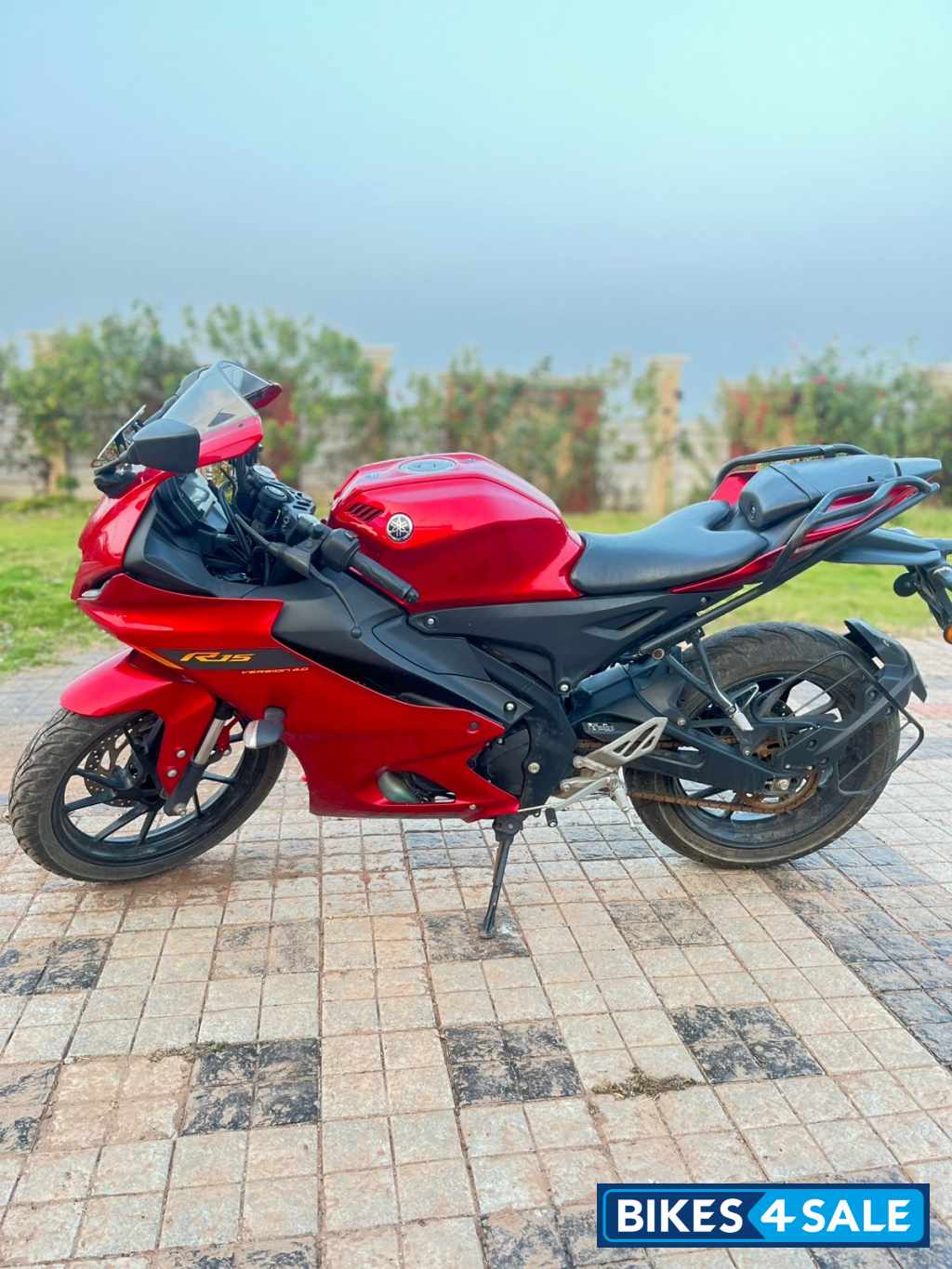 Red Yamaha R15 V4 Red Yamaha R15 V4
