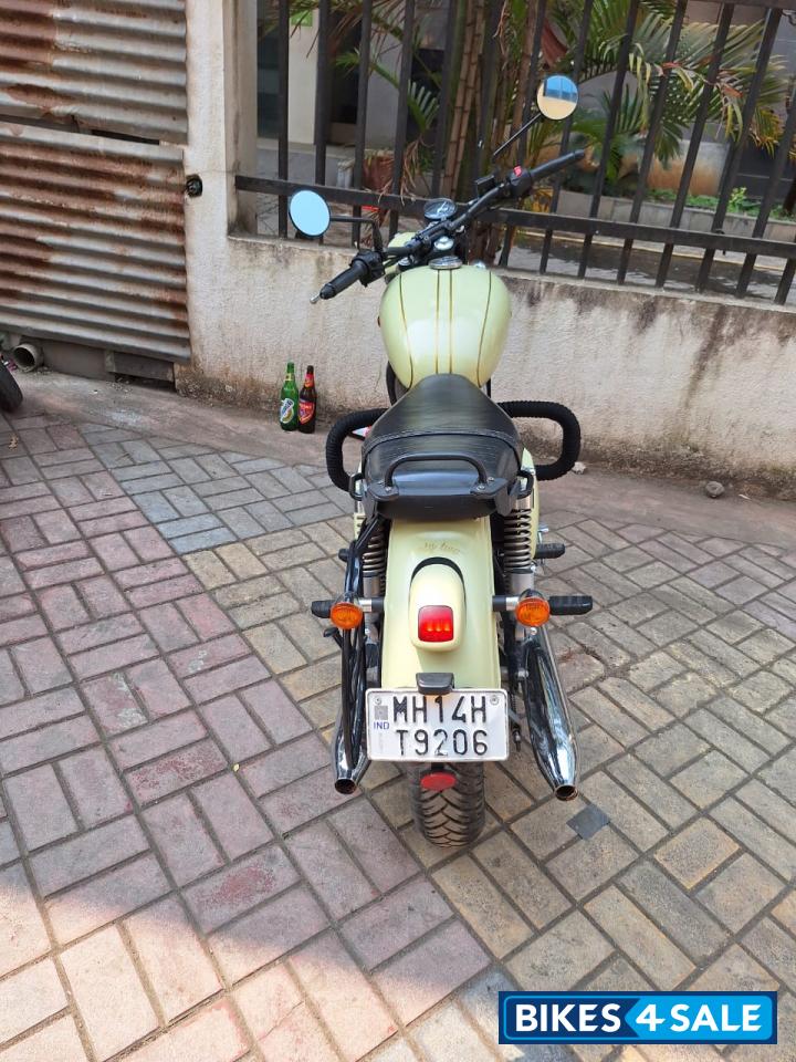 Lemon Yellow Jawa forty two Lemon Yellow Jawa forty two