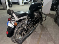 Black Royal Enfield Thunderbird 350