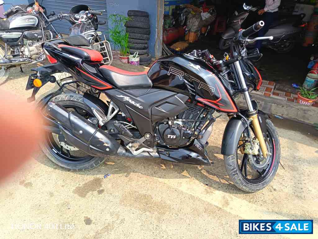 TVS Apache RTR 200 4V ABS TVS Apache RTR 200 4V ABS