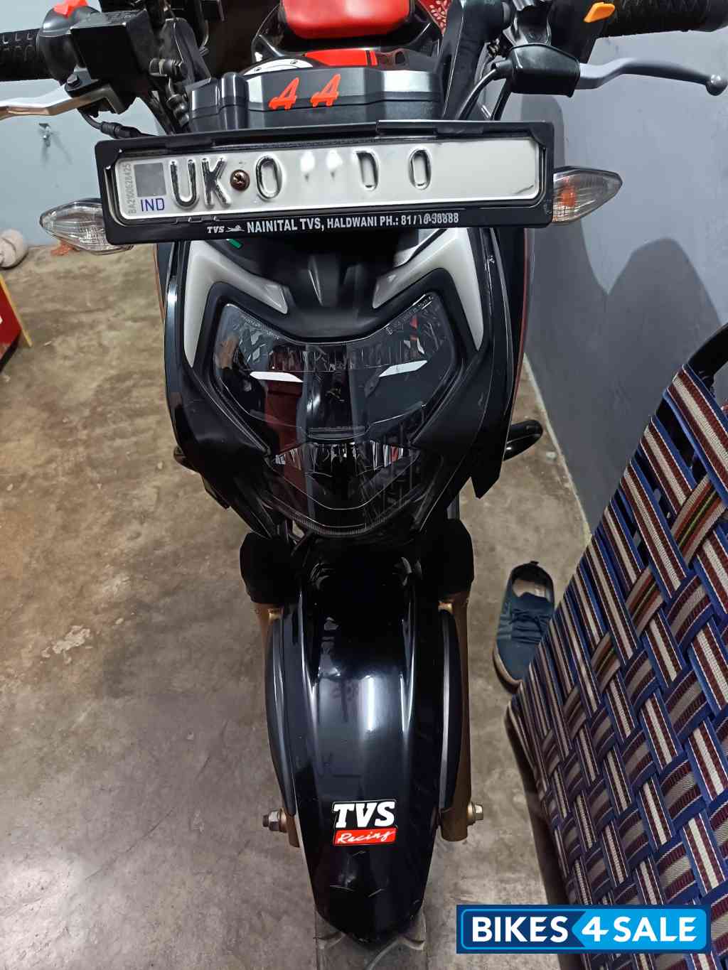 TVS Apache RTR 200 4V ABS TVS Apache RTR 200 4V ABS