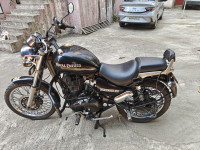 Black Royal Enfield Thunderbird 350
