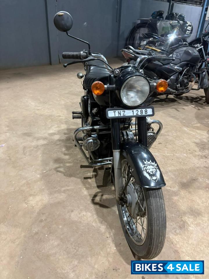 Black Royal Enfield Bullet Diesel Taurus