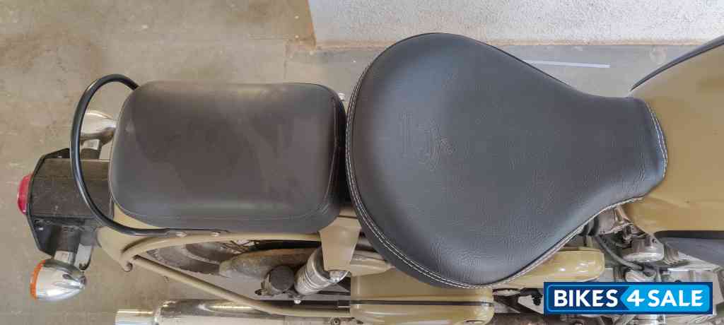 Desert Strom Royal Enfield Classic Desert Storm