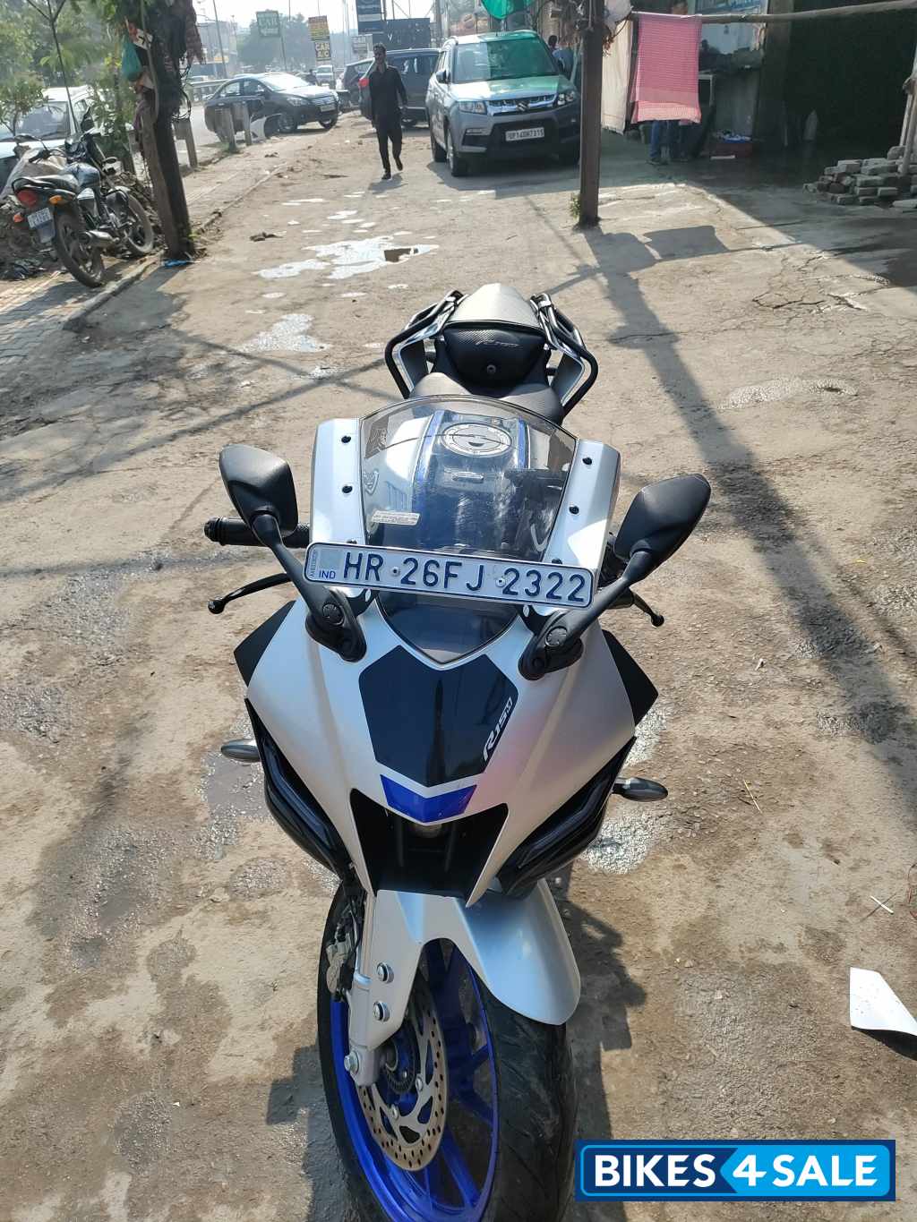 Yamaha R15M
