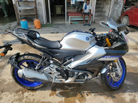 Yamaha R15M